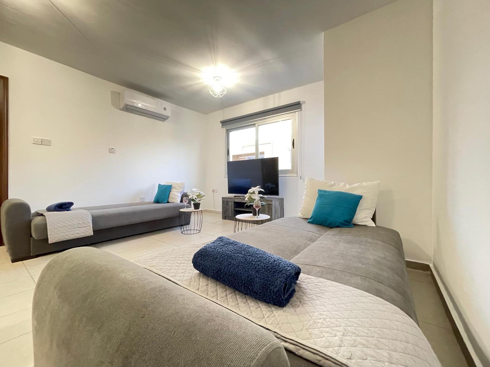 Aurora Holiday Apartment - Ayia Napa Ngoại thất bức ảnh